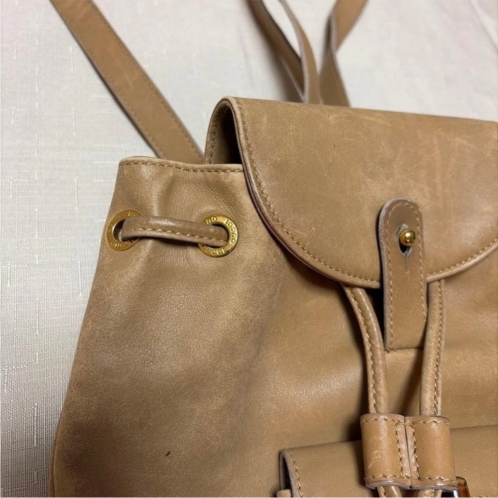 Gucci Beige Leather Women's Backpack - Picture 2 of 7